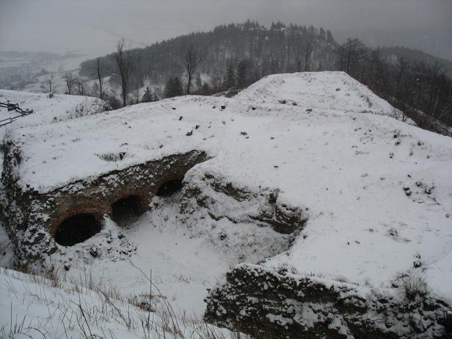 donjon's abandoned surroundings