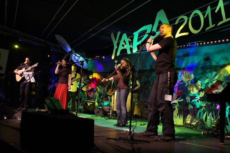 YAPA 2011 / p.2