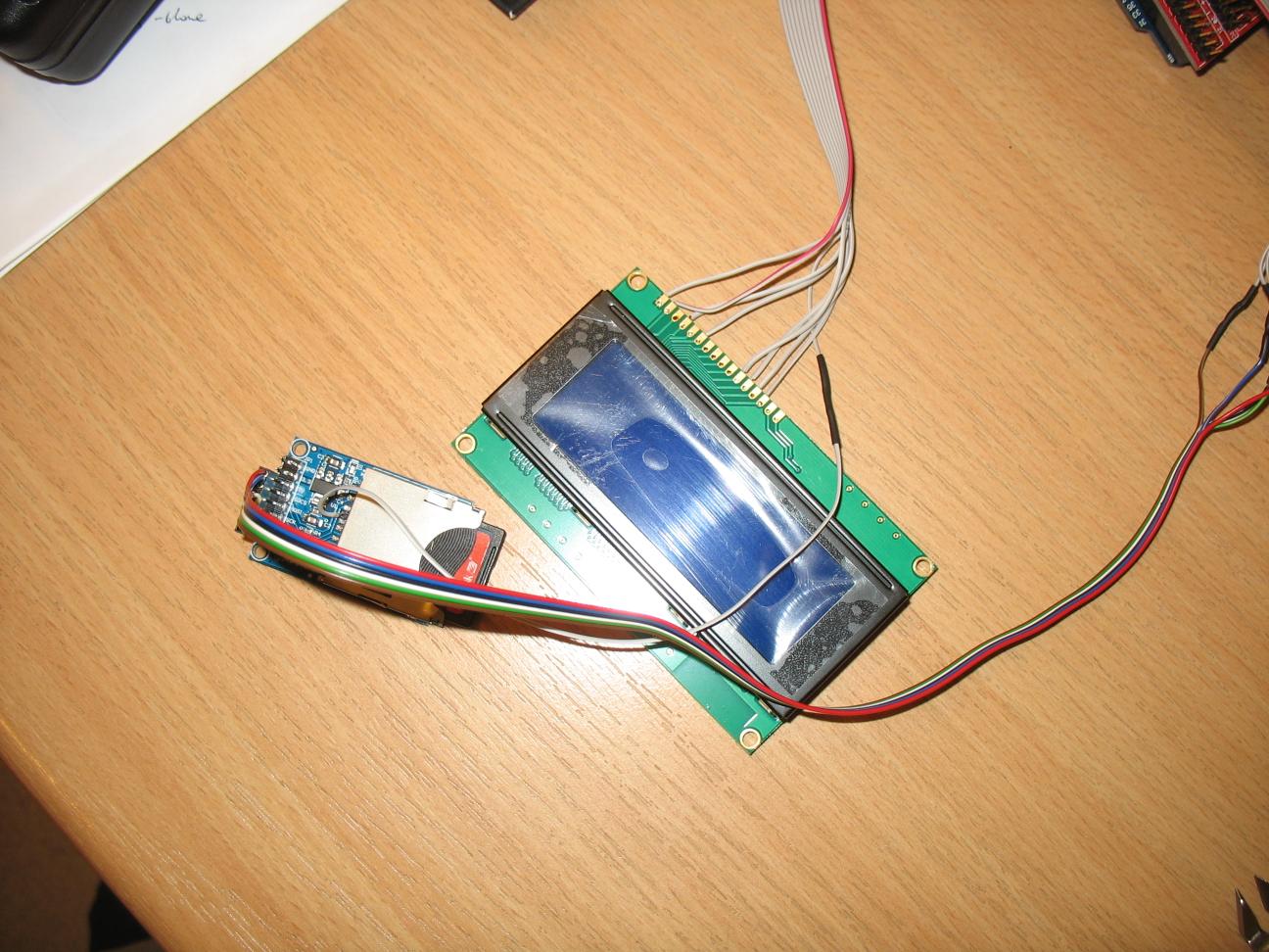 LCD + SD card reader