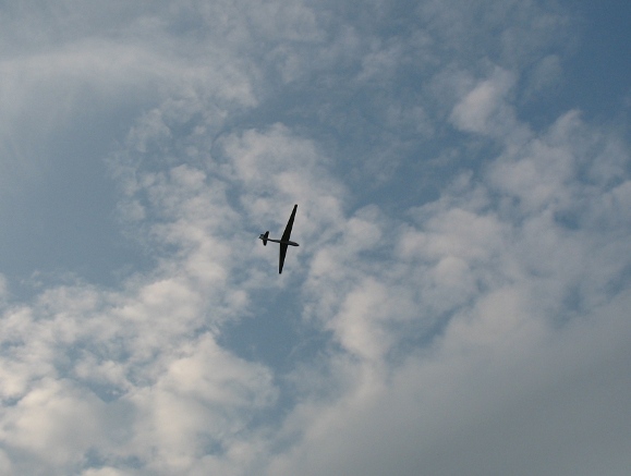 glider in the sky